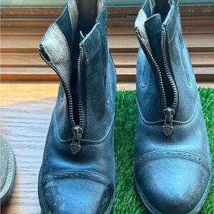 Ariat zip up  English/ Hunt  paddock boots